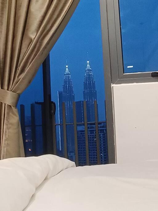Cl 27A Insta Klcc View & Infinity Pool View Apartman Kuala Lumpur Kültér fotó
