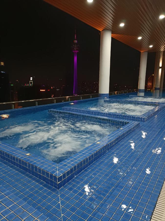 Cl 27A Insta Klcc View & Infinity Pool View Apartman Kuala Lumpur Kültér fotó