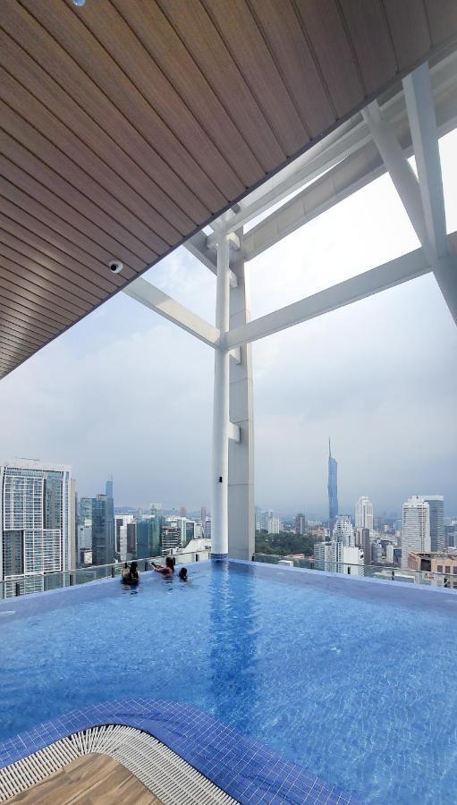 Cl 27A Insta Klcc View & Infinity Pool View Apartman Kuala Lumpur Kültér fotó